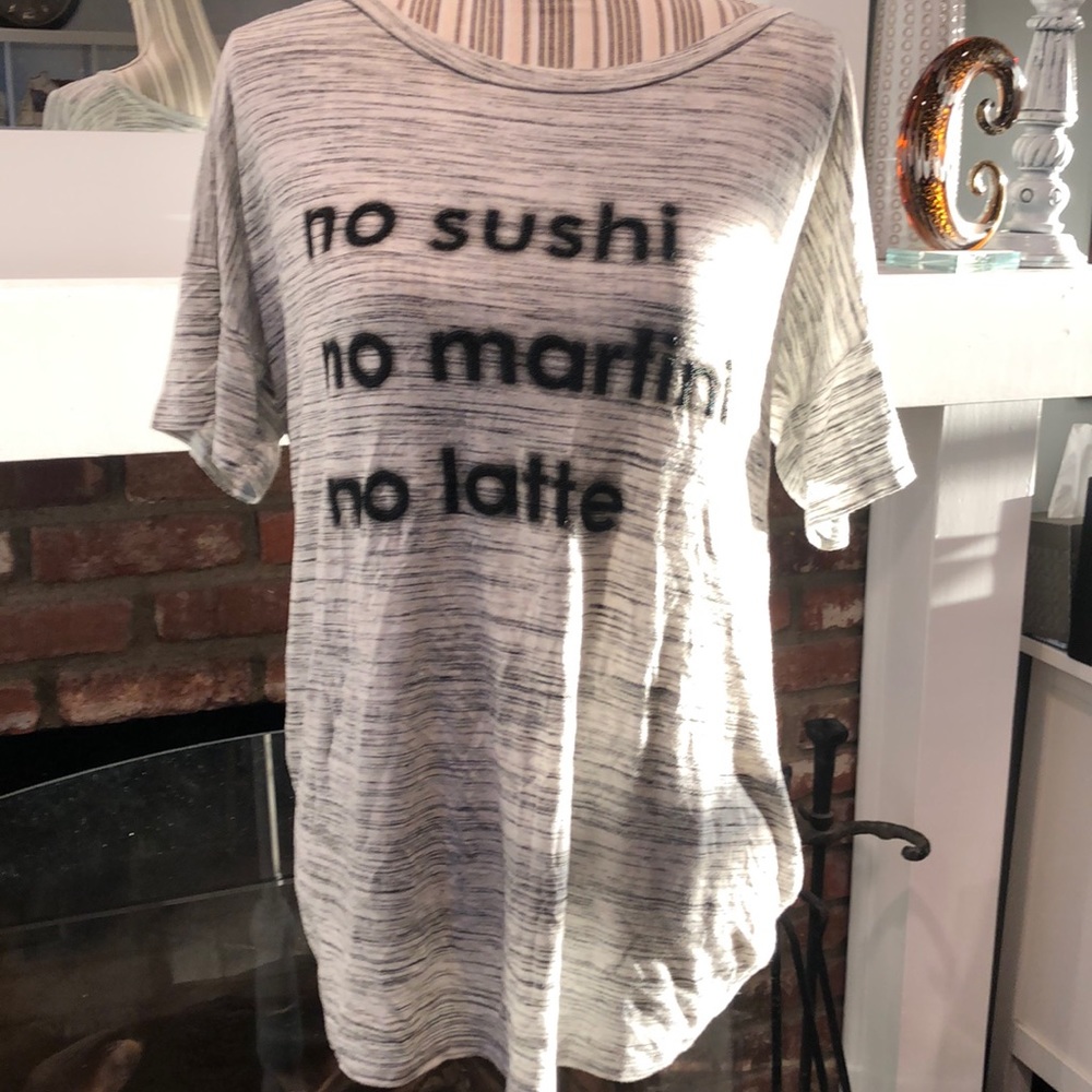 A Pea in the Pod Maternity Shirt